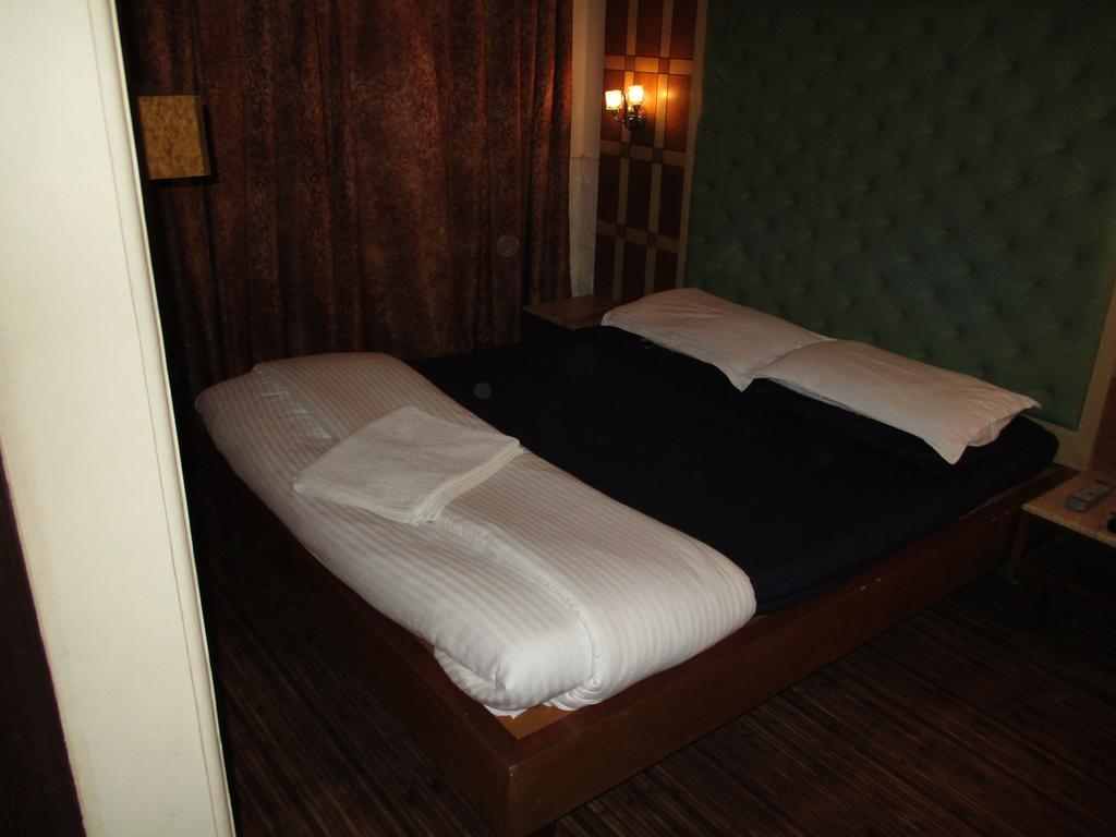 Hotel Park Shilton Mumbai Exterior foto